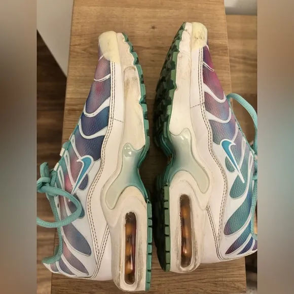 Nike Air Max Plus GS Shoes White / Light Aqua Youth