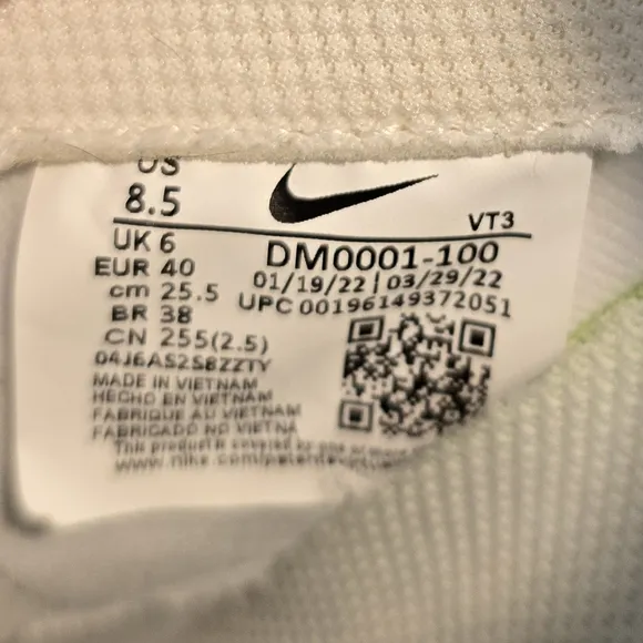 Nike Air Max Pre-Day Sneaker Phantom White Size 8.5