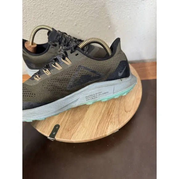Nike Air Zoom Pegasus 36 Trail Shoes  7 Cargo Khaki Green AR5676-302