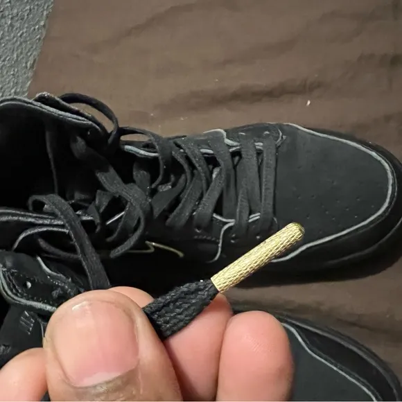 Nike Black and Gold Men's High-Top Sneakers Dunk High SB