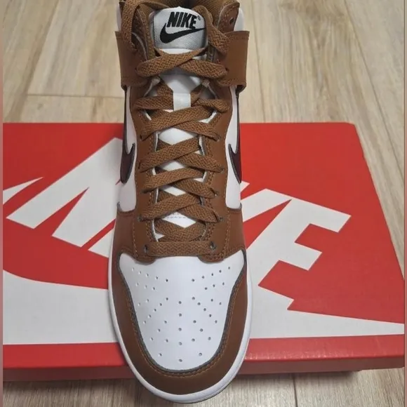 Nike Dunk High Next Nature Light British Tan Women Shoes FV5960-200 Wmns 7 8