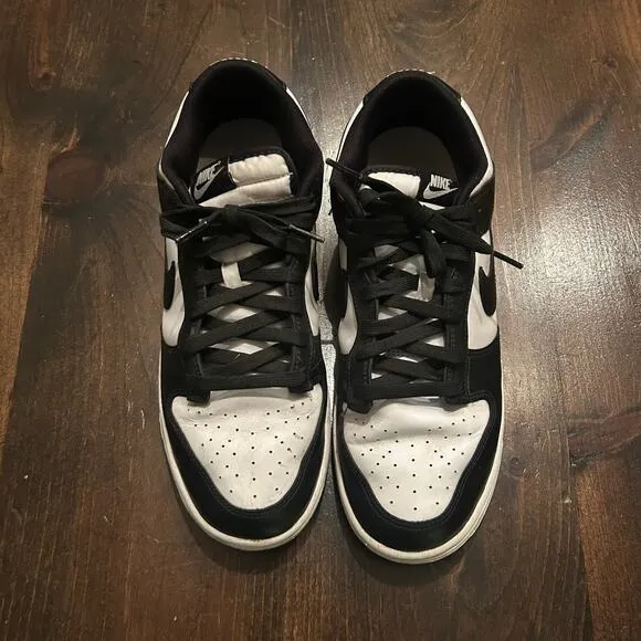 Nike Dunk Low Top Sneakers Shoes Black White Men's Size 11.5 Casual Lace Up