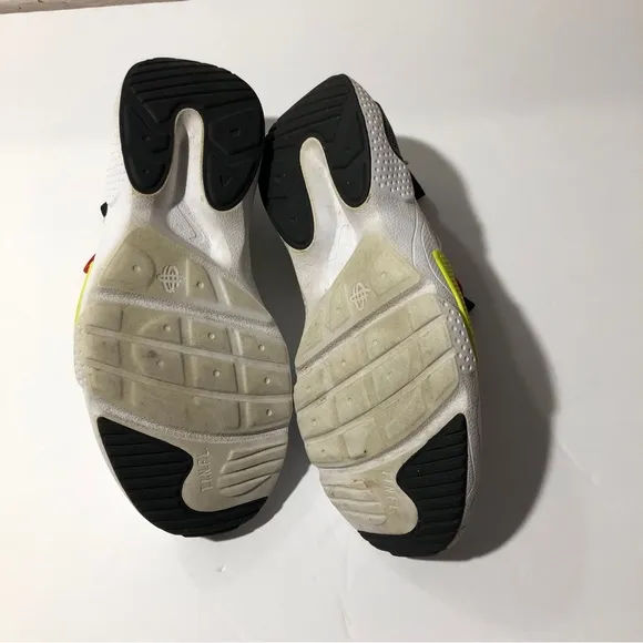 Nike Huarache EDGE Running Shoes AQ2431-100