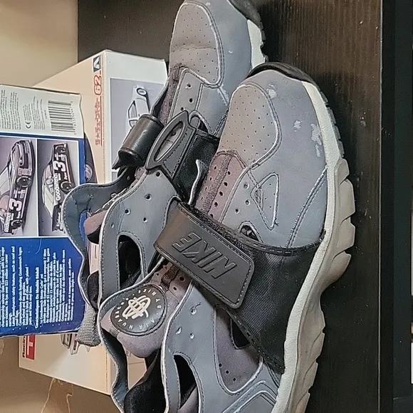 Nike Hurache Trainers Size 10