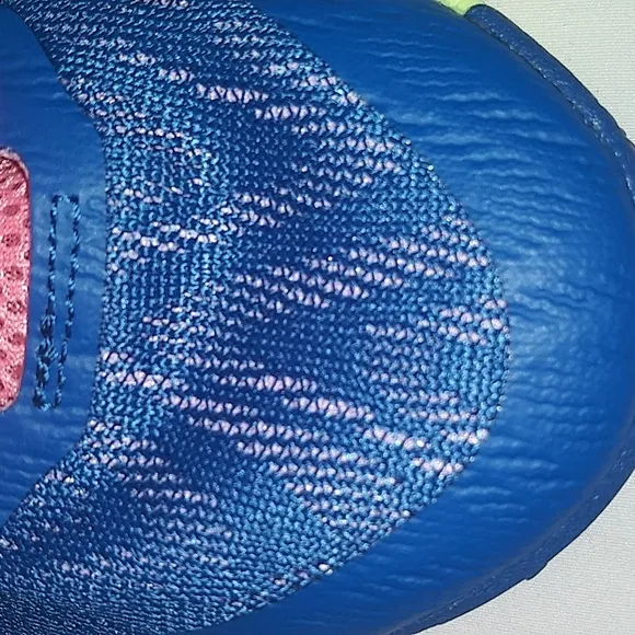 Nike KidsGiannis Immortality 2 Basketball Shoes
