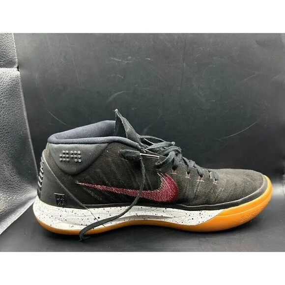 Nike Kobe Sneakers mens 10.5 Basketball shoes Black Sail gum light brown Mid