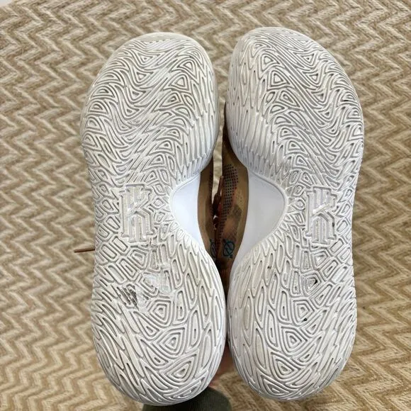 Nike Kyrie Flytrap 5 Rattan Hemp Men’s Basketball Shoes
