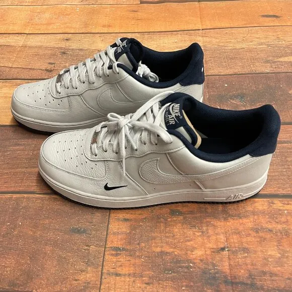 Nike Men's Air Force 1 '07 LV8 &quot;White Navy&quot; Casual Shoes