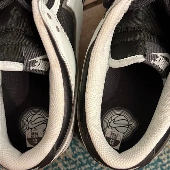 Nike Men's Dunk Low black &amp; mint shoes