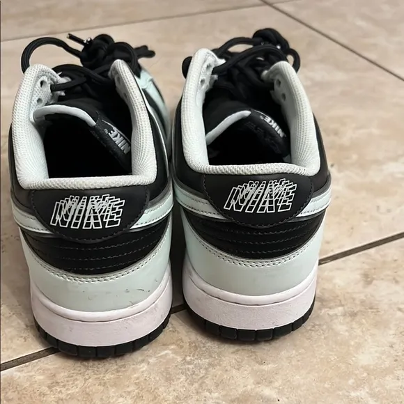 Nike Men's Dunk Low black &amp; mint shoes