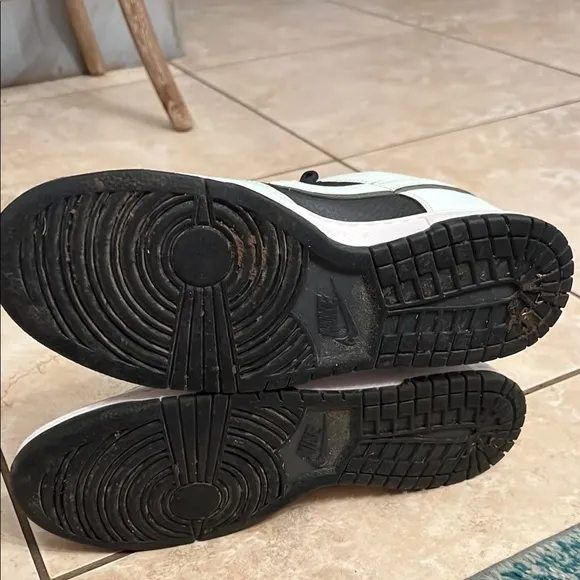 Nike Men's Dunk Low black &amp; mint shoes