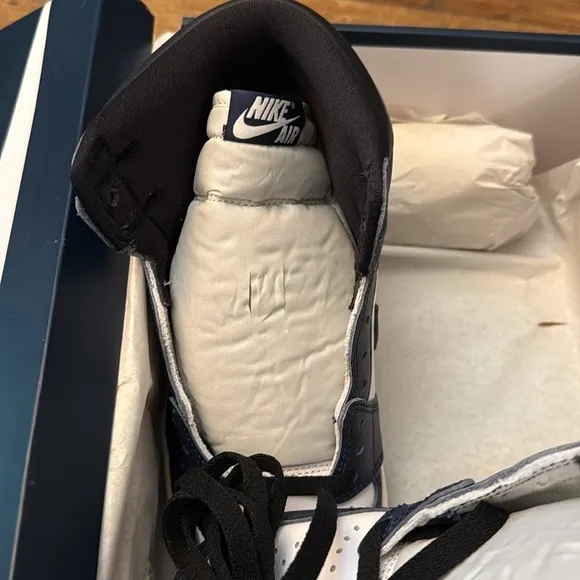 Nike Men's Navy  and White High-Top Sneakers brand new still in box