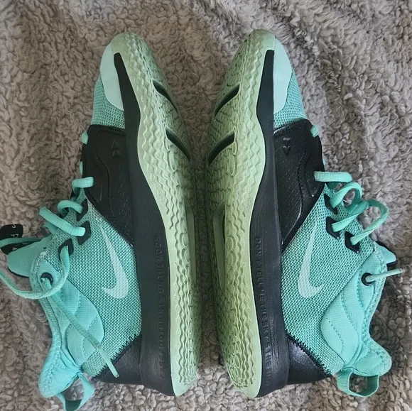 Nike PG3 GS Sneakers Paul George 3 Menta Green Black Shoes kids 5.5 youth
