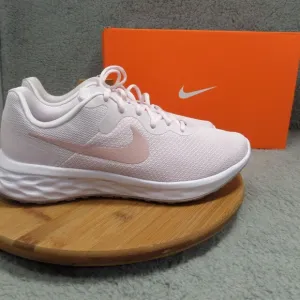 Nike Revolution 6 NN Light Violent and White Shoes Woman's Size 10 DC3729-500