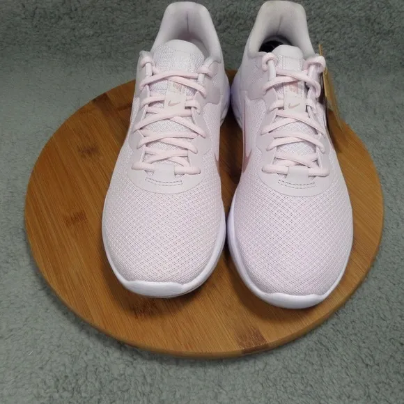 Nike Revolution 6 NN Light Violent and White Shoes Woman's Size 10 DC3729-500