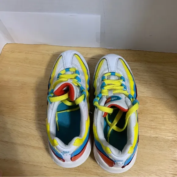 Nike‎ Shoes Youth Size 2.5Y Air Max 95 Light Blue Fury/White GS CK0055 400