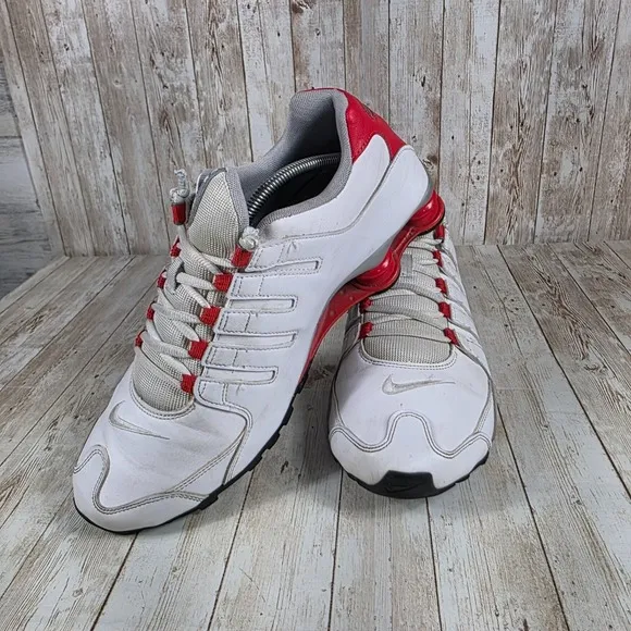 Nike Shox TL Running Shoes Sneakers White‎ Red Accents Size 11.5