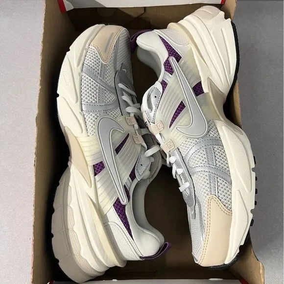 Nike V2K Run PRM Light Bone Viotech Womens Running Shoes HF4305-072 Women's 10.5