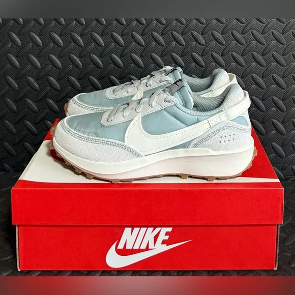 Nike Waffle Debut Light Blue White Sneakers Shoes Womens Size 5.5