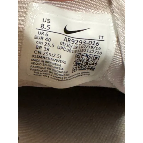 Nike Women’s AIR MAX 720 'VAST GREY' AR9293-016 Size 8.5