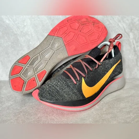 Nike Zoom Fly Flyknit running shoes