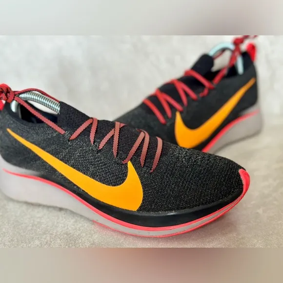 Nike Zoom Fly Flyknit running shoes
