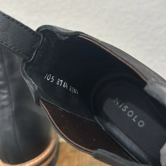 Nisolo Marco All Weather Black Leather Chelsea Boots Size 10