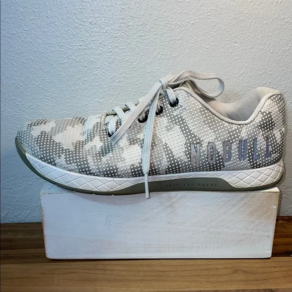 NOBULL Snow Camo Lace Tie Training Gym Workout Athletic Shoes W10.5 M9 Exercise