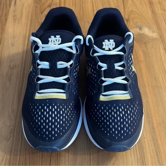 Notre Dame Shoes Men’s 9.5 Navy Blue Gold White Under Armour Shoes Irish ☘️