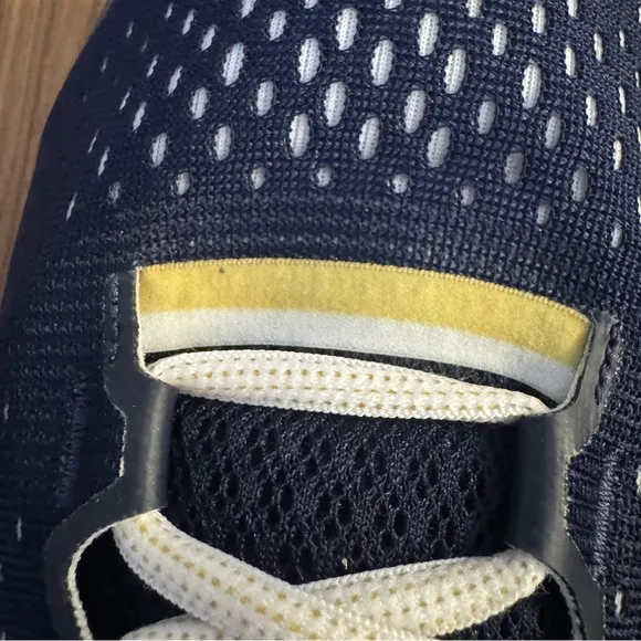 Notre Dame Shoes Men’s 9.5 Navy Blue Gold White Under Armour Shoes Irish ☘️