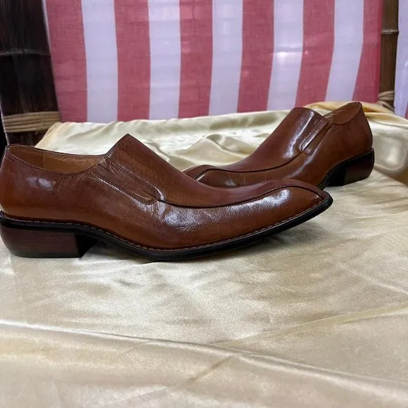NWB Moda Max leather shoes