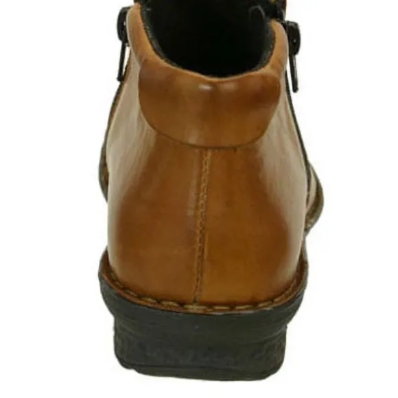 NWOB Napa Flex Euro Comfort Boots Chestnut colored Leather size 40EU 8.5 US
