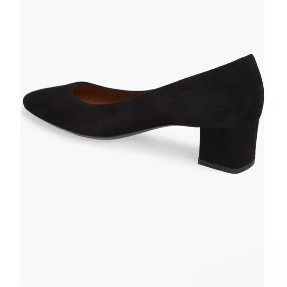 NWOT Aquatalia Pasha Pump (Women) in Black Suede, Size 10, never worn