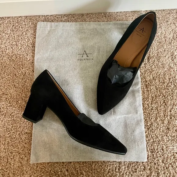 NWOT Aquatalia Pasha Pump (Women) in Black Suede, Size 10, never worn