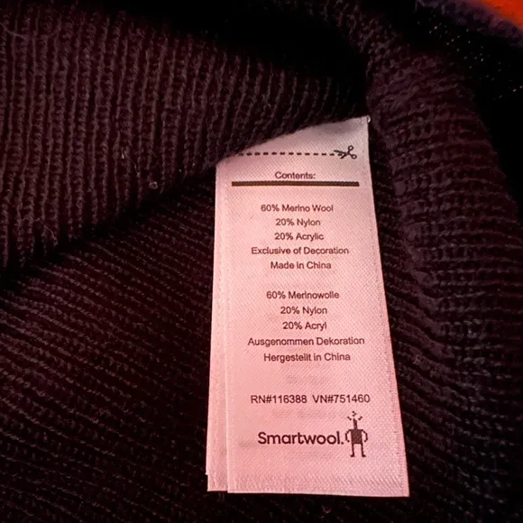 🖤NWOT Black and White Merino Wool blend Smartwool Sweater, size XL