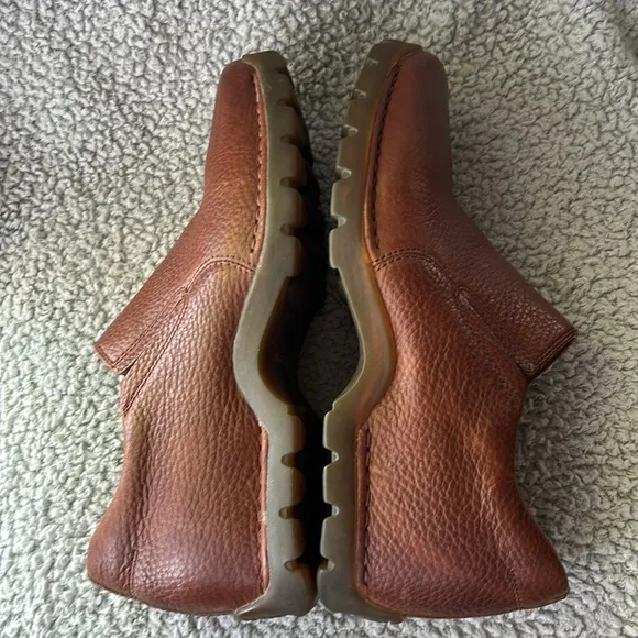 NWOT COLE HAAN Brown Comfort Leather Slip On Casual Loafers