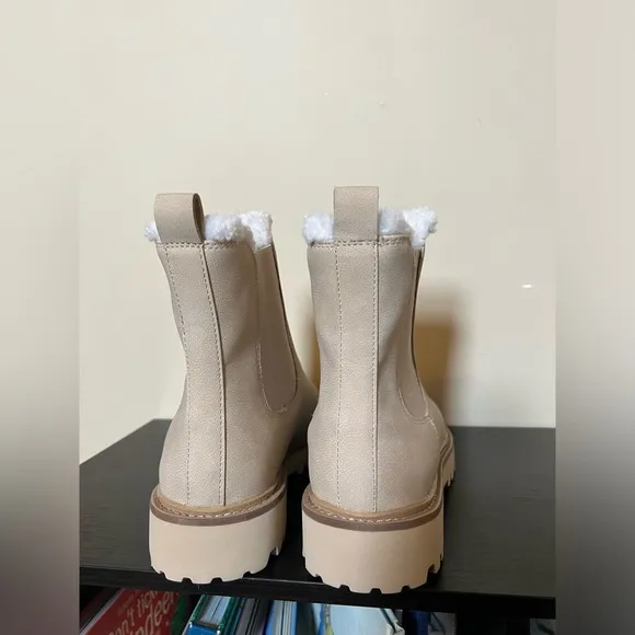 NWOT J. Crew | Lug-sole Chelsea boots