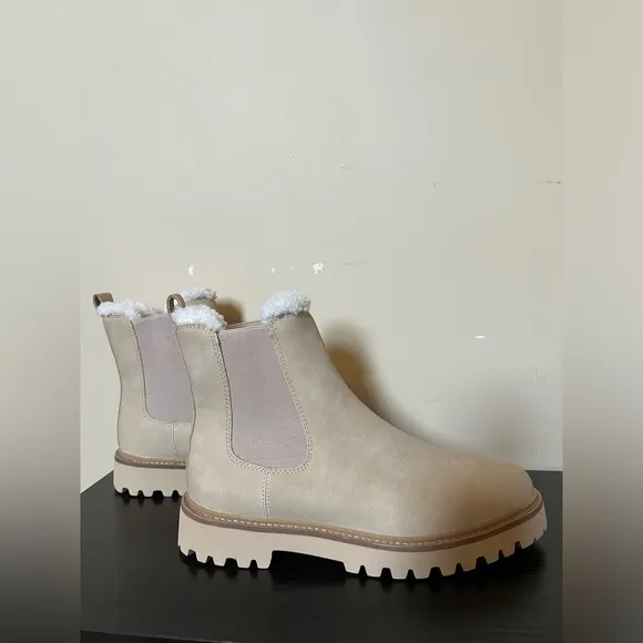 NWOT J. Crew | Lug-sole Chelsea boots