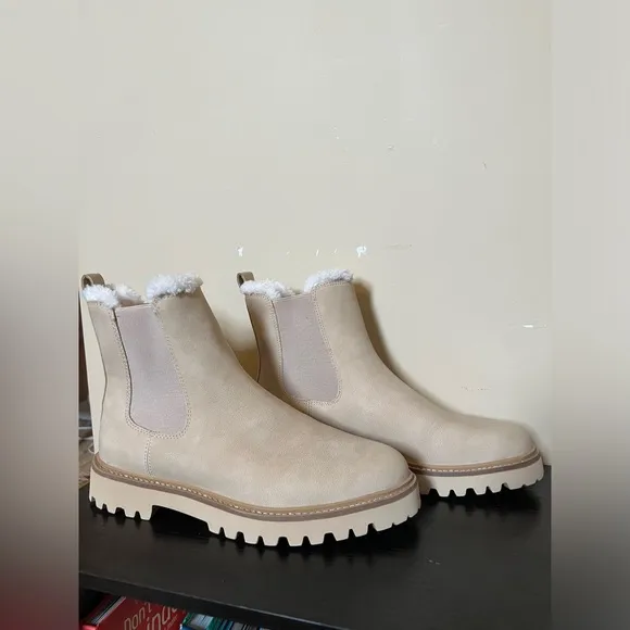 NWOT J. Crew | Lug-sole Chelsea boots