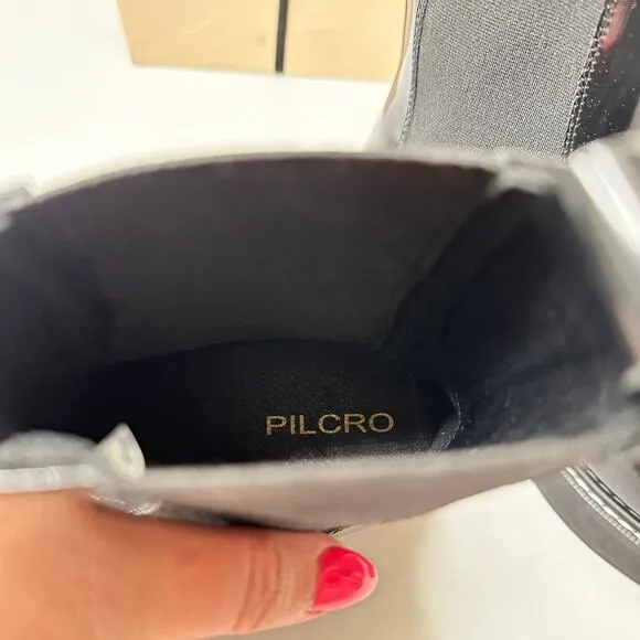 NWT Anthropologie Pilcro Contrast Stitch Black Noir Patent Leather Chelsea Boots