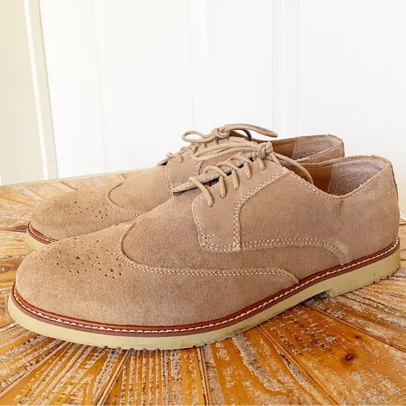 NWT Banana Republic Men’s Light Tan Sueded Oxford Shoes in Size 11