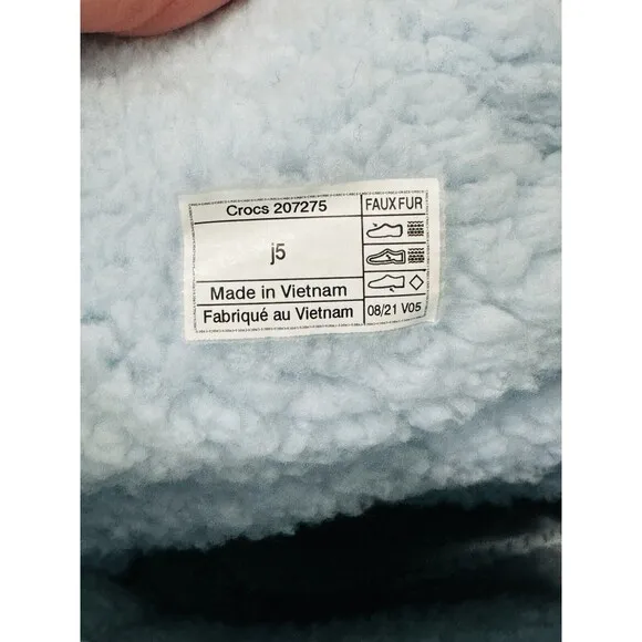 NWT Crocs Classic Lined Neo Puff Lt Blue Boots Kid's Size J5