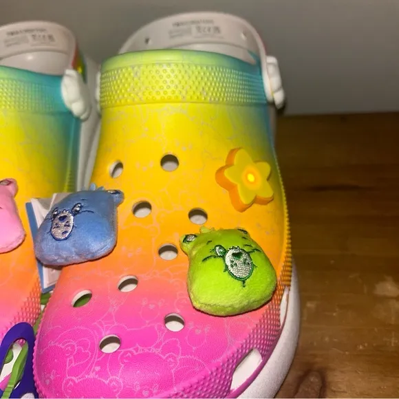 NWT Crocs X Carebears crush Rainbow Clog size 12w multicolor light up