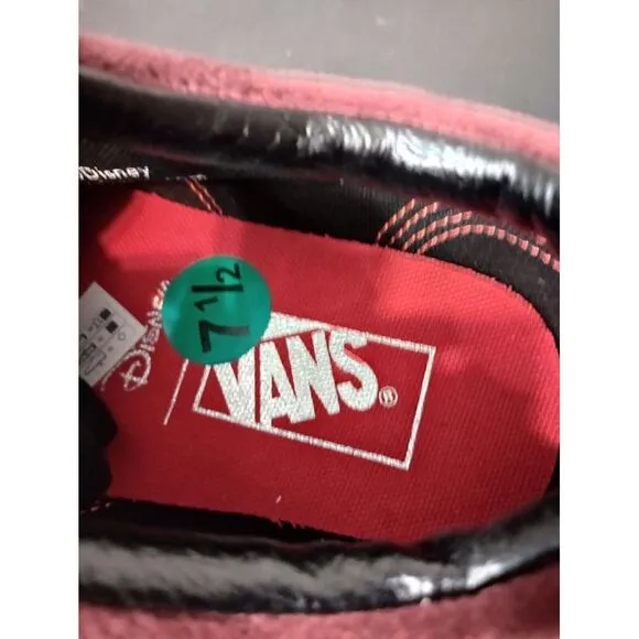 NWT Disney x VANS Old‎ Skool Stackform Shoes Poison Apple Mahogany, Size 7.5