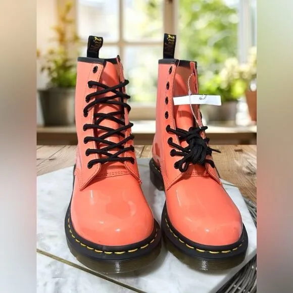 NWT Dr. Marten’s 1460 Patent Lamper Coral Pink Leather Boots Size 8 EU 39