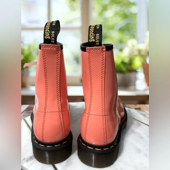 NWT Dr. Marten’s 1460 Patent Lamper Coral Pink Leather Boots Size 8 EU 39