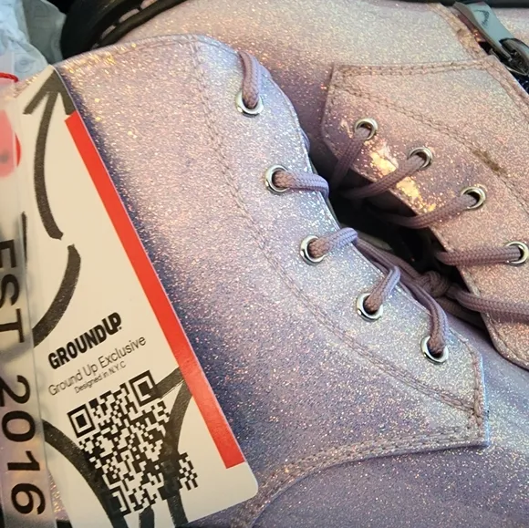 NWT IOB Ground Up Uplift Boots Iridescent Purple Size 1