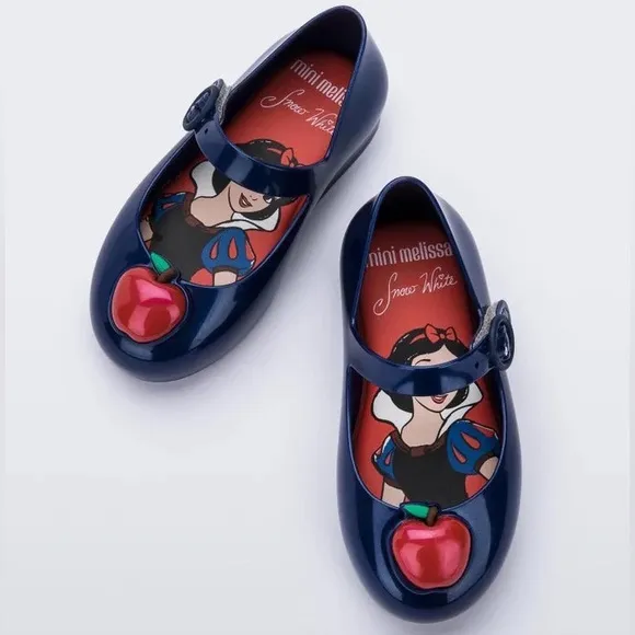 NWT MINI MELISSA Disney | Sweet Love Princess Snow White Size 6T
