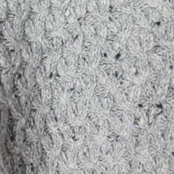 NWT VINCE Wool Cable Knit Sweater | Luxe, Warm &amp; Essential Wardrobe Staple