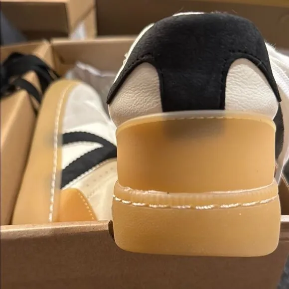 NWT MIA White and Black Sneakers